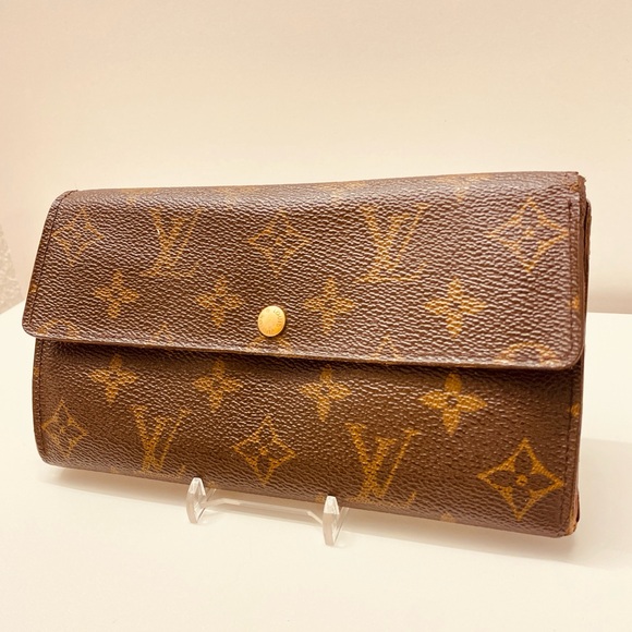 Louis Vuitton Monogram sarah Clutch wallet - Picture 3 of 12